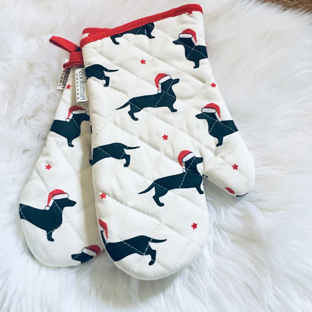 🎄🎁 Cooksmart England 🎄kitchen mittens 🎄NWOT